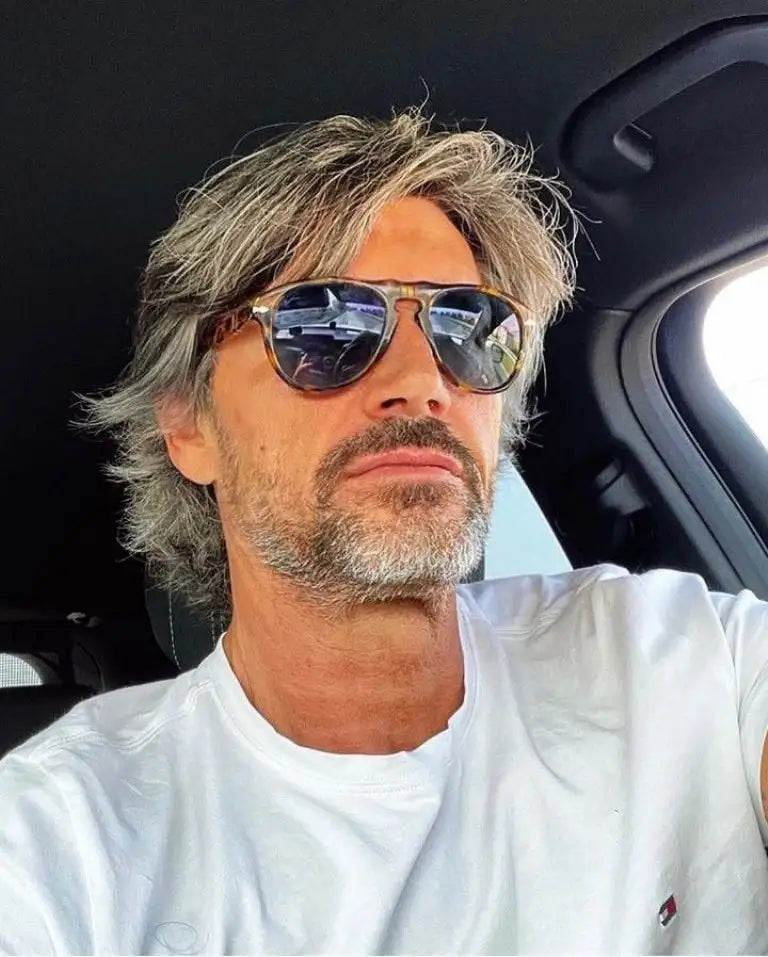 <em><strong>Carlos M. - 50 años</strong></em><em> </em>